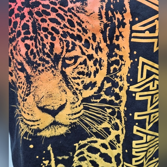 Def Leppard One-Shoulder Crop Top XXL NWT - Picture 3 of 6